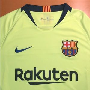 FC Barcelona 18/19 away jersey.